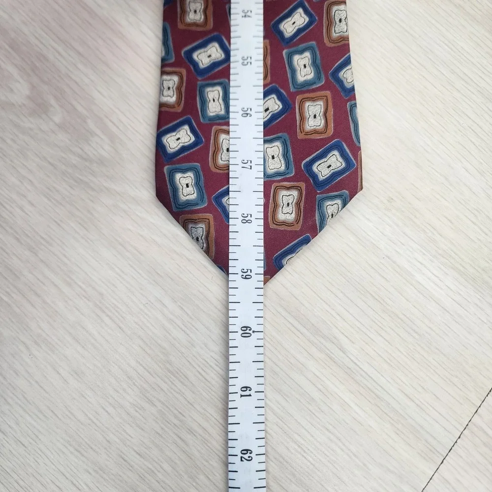 Christian Dior Monsieur Silk Tie‎ Woven in Italy Geometric Pattern Burgundy Blue